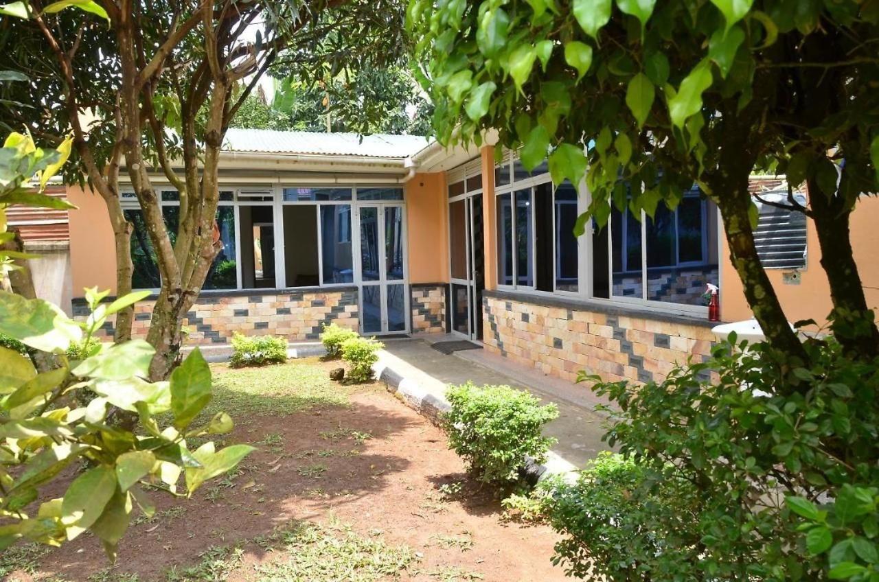 Merian Gardens And Guest House Mukono Town Εξωτερικό φωτογραφία